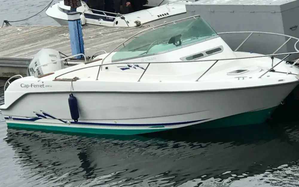 slider 4 B2 Marine Cap Ferret 650 CC - null
