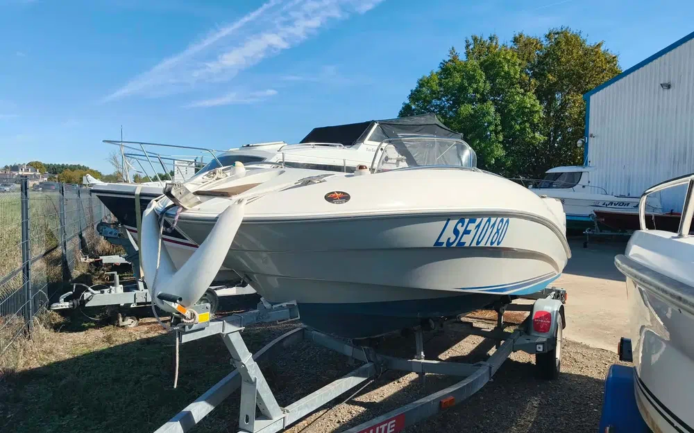slider 1 Quicksilver 505 Commander