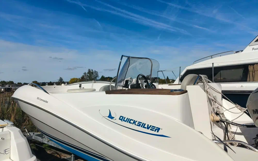 slider 3 Quicksilver 505 Commander