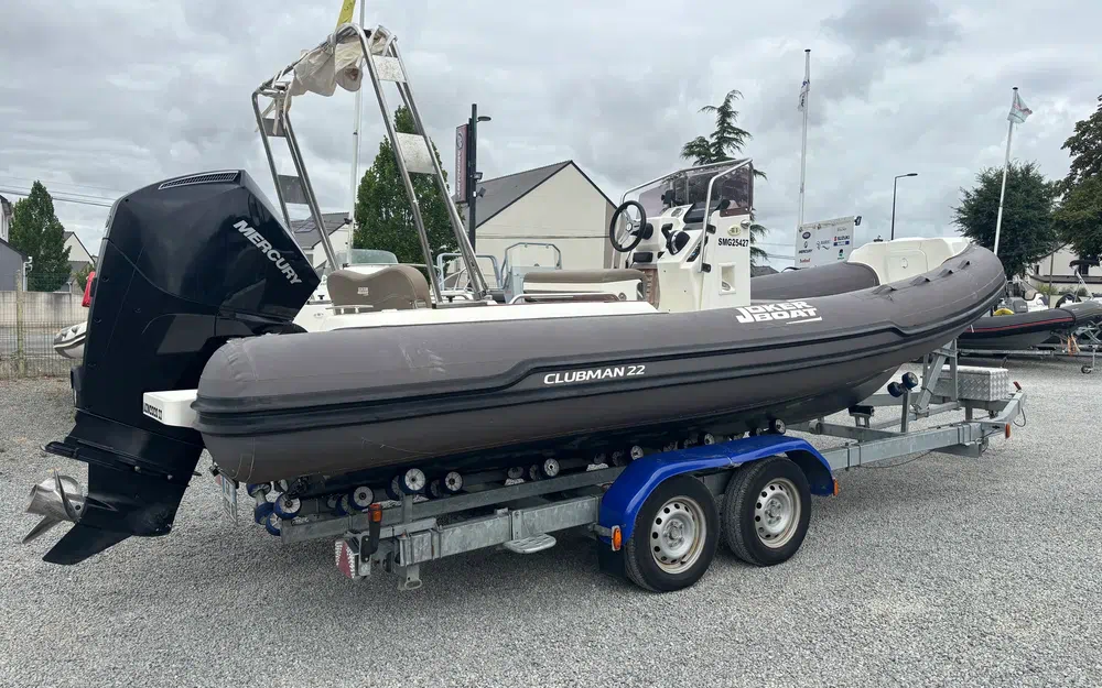 slider 9 Joker Boat Clubman 22