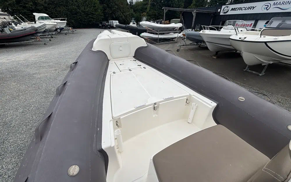 slider 6 Joker Boat Clubman 22