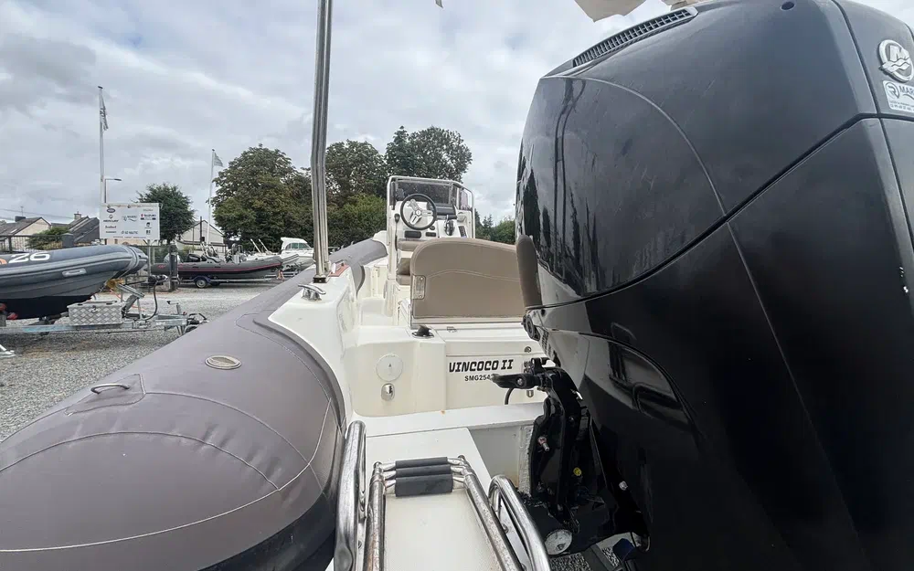 slider 8 Joker Boat Clubman 22