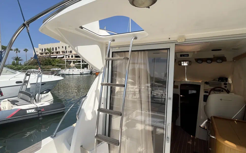 slider 13 Jeanneau Merry Fisher 805