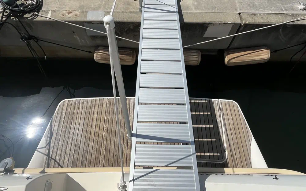 slider 4 Jeanneau Merry Fisher 805