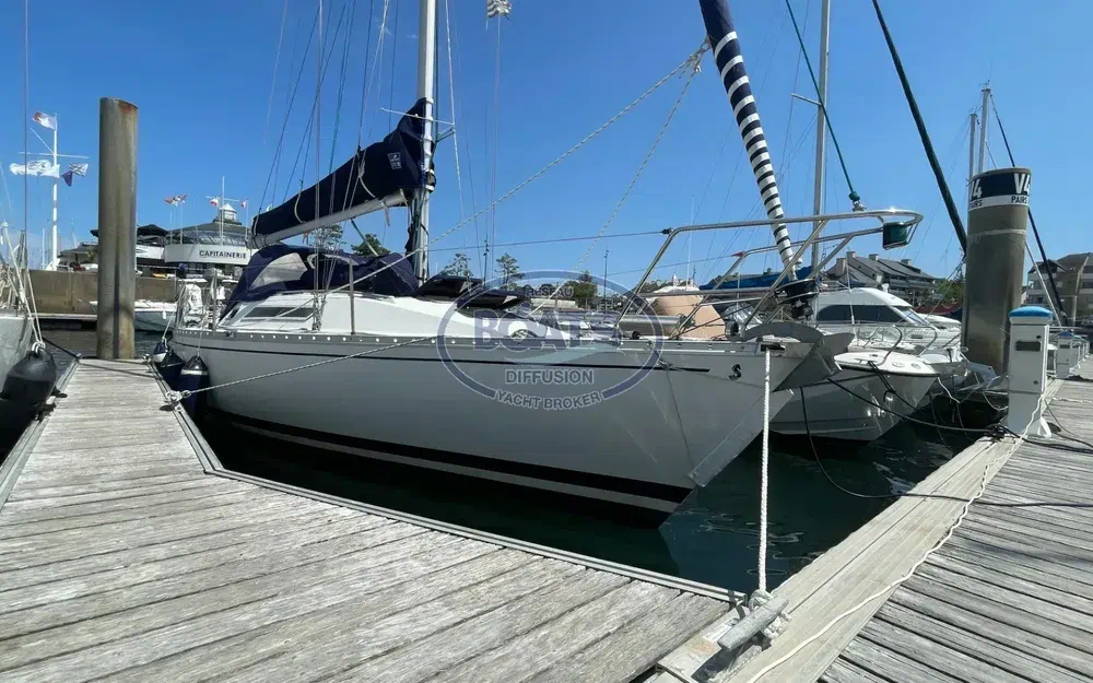 slider 2 Beneteau First 325