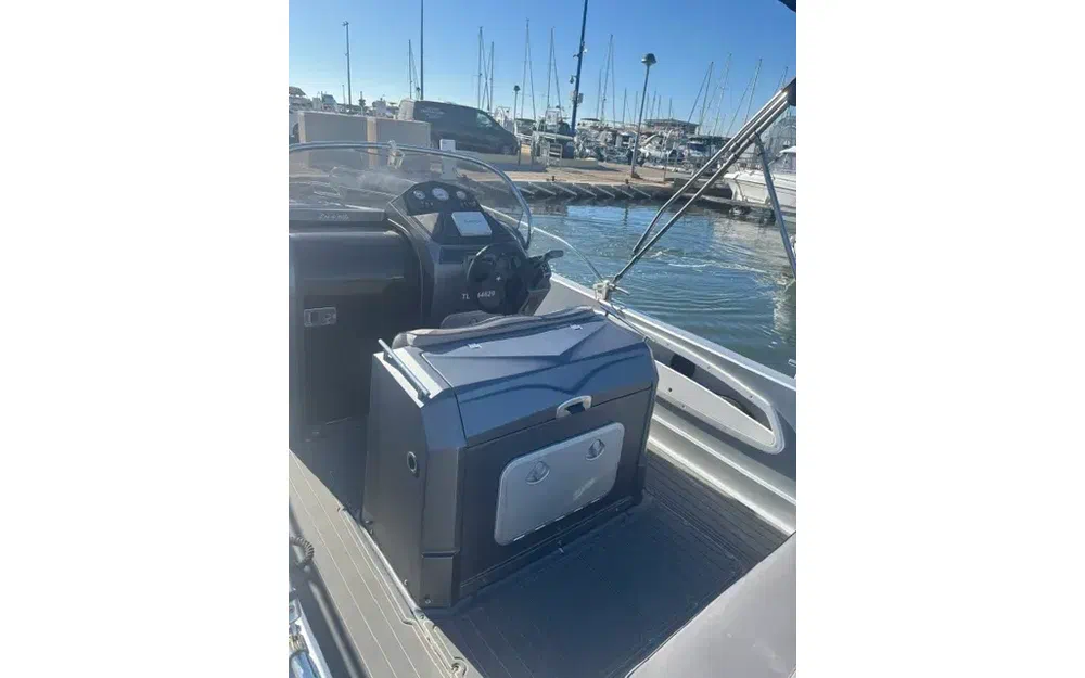slider 2 Ranieri Voyager 23 S