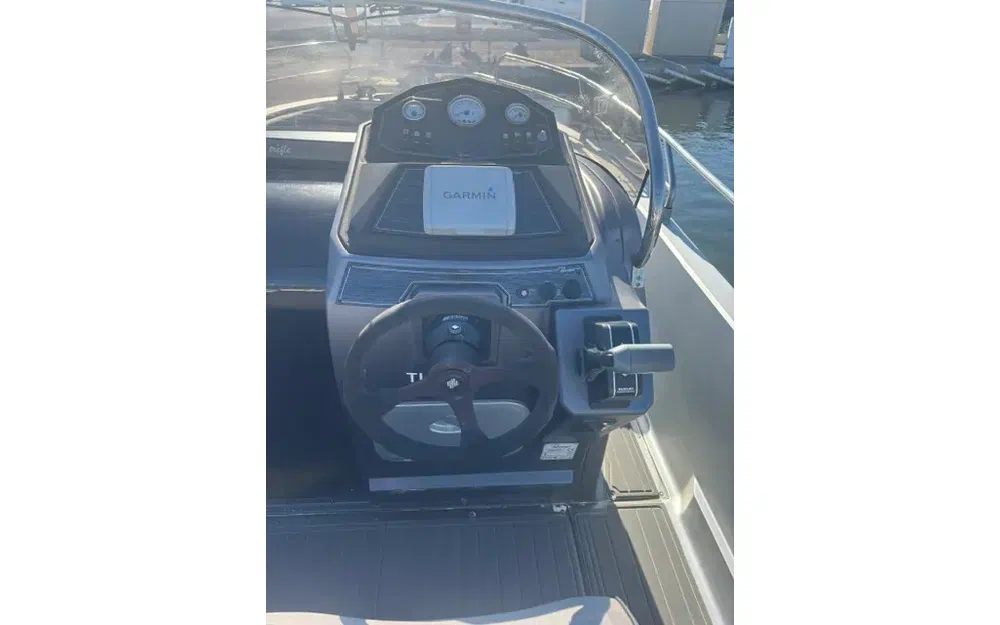 slider 6 Ranieri Voyager 23 S