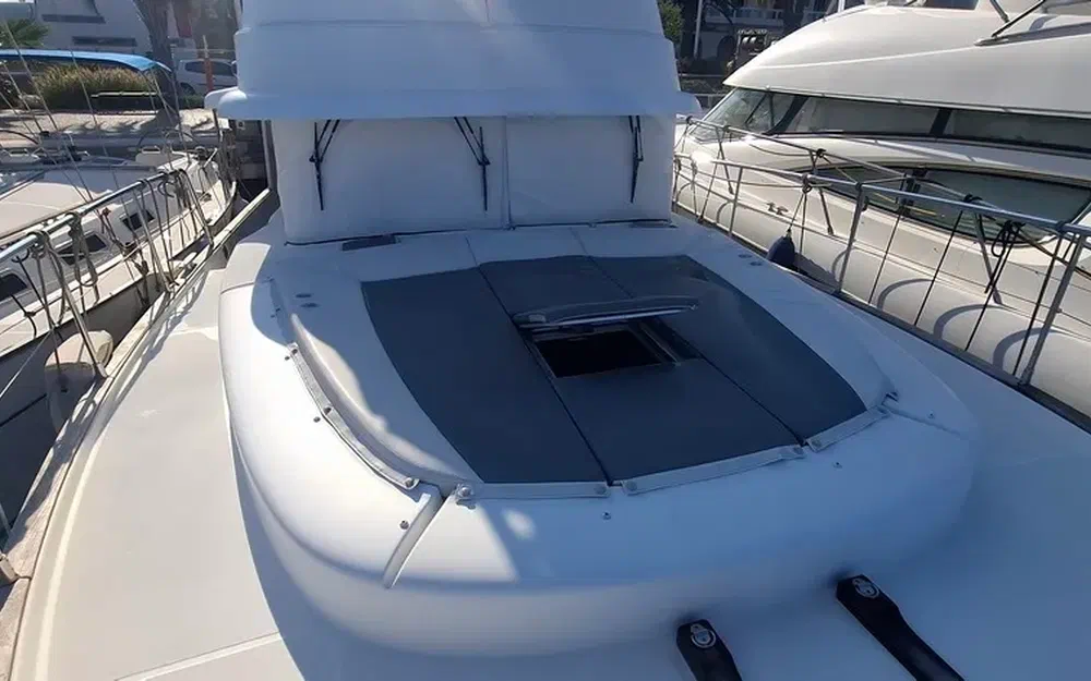 slider 11 Beneteau Swift Trawler 44