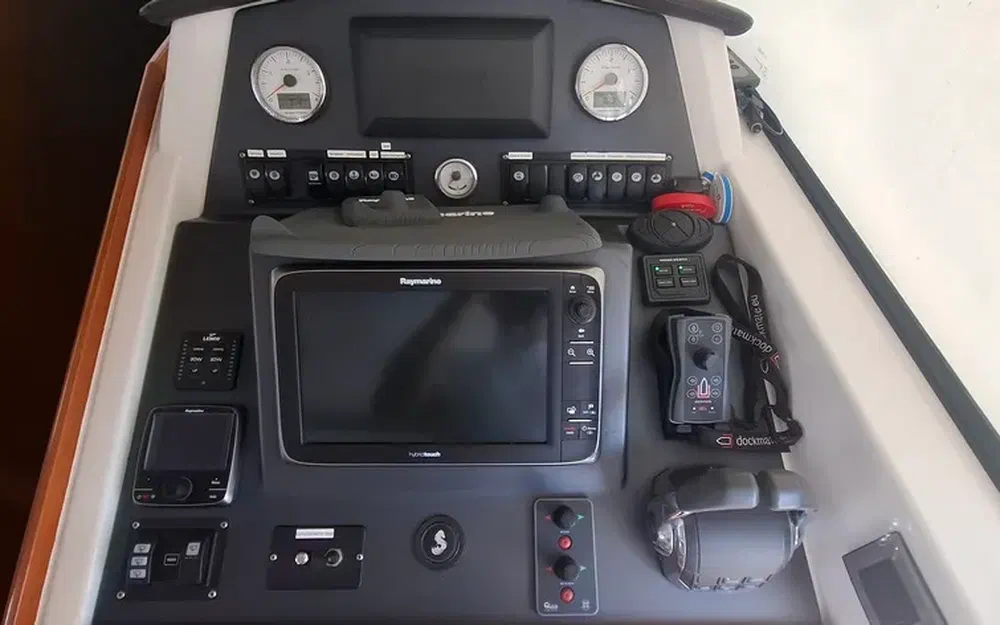 slider 29 Beneteau Swift Trawler 44