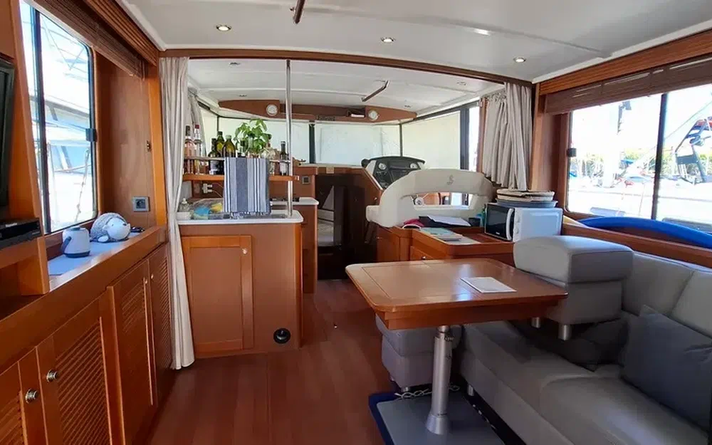 slider 30 Beneteau Swift Trawler 44