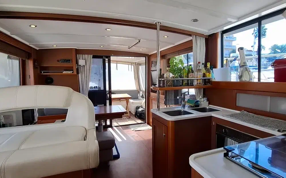 slider 1 Beneteau Swift Trawler 44