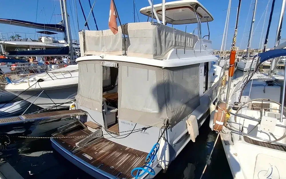 slider 55 Beneteau Swift Trawler 44