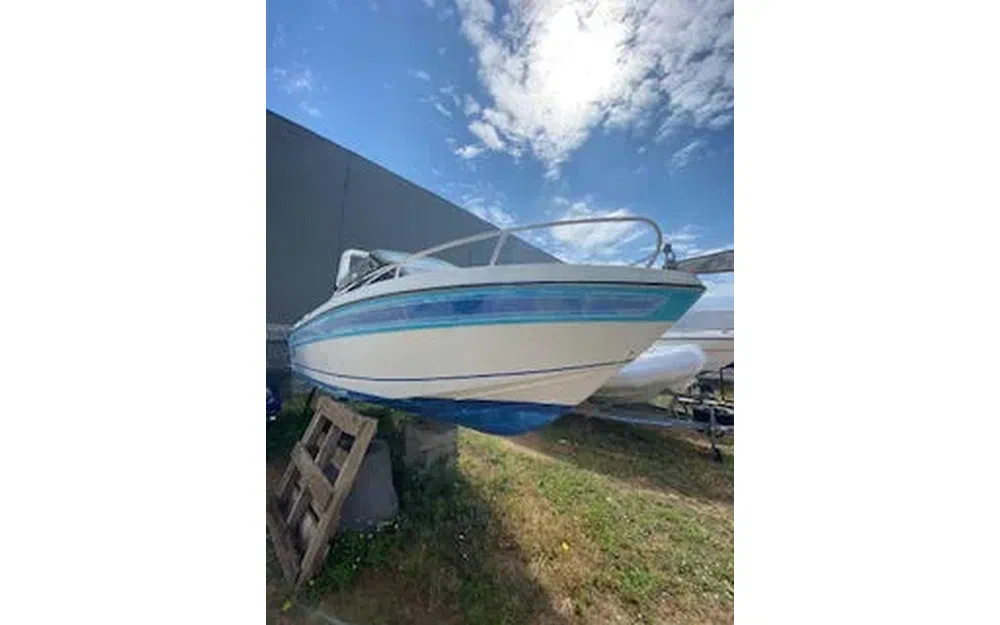 slider 3 Jeanneau Leader 650 performance