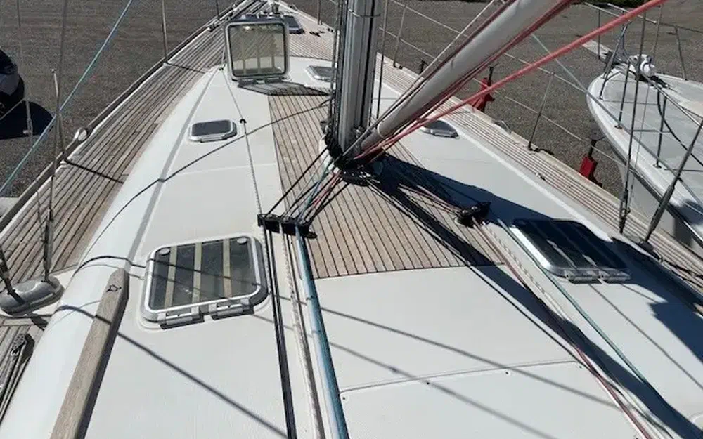 slider 27 Jeanneau Sun Odyssey 49
