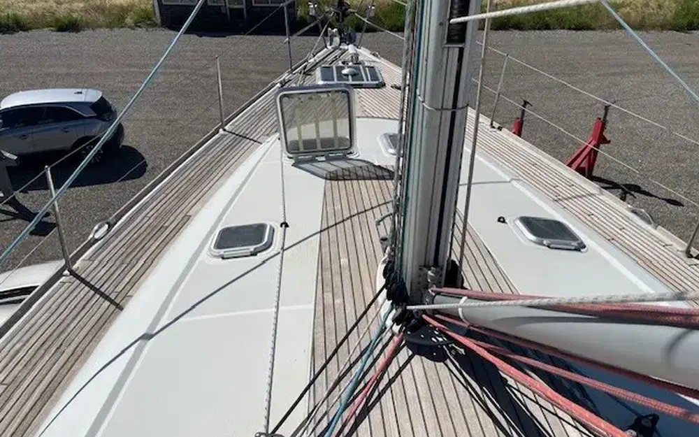 slider 28 Jeanneau Sun Odyssey 49