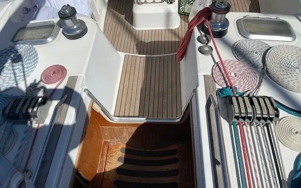 slider 37 Jeanneau Sun Odyssey 49