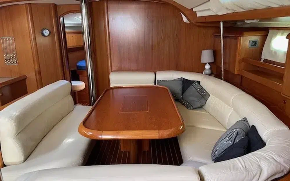 slider 38 Jeanneau Sun Odyssey 49