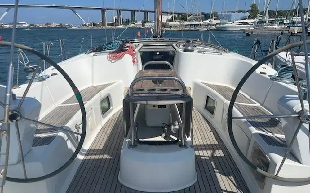 slider 4 Jeanneau Sun Odyssey 49