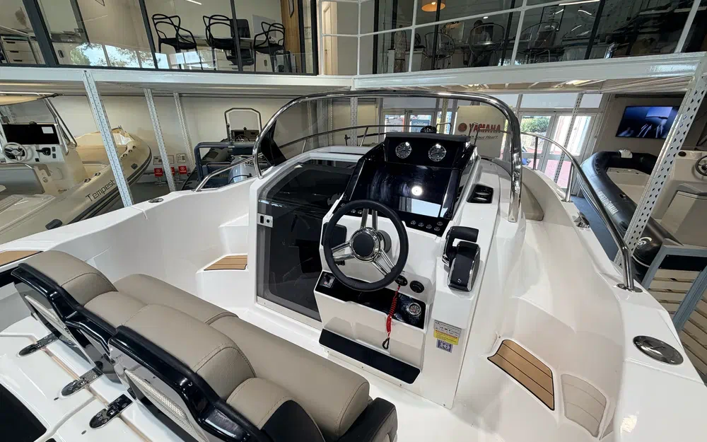 slider 32 Karnic SL742
