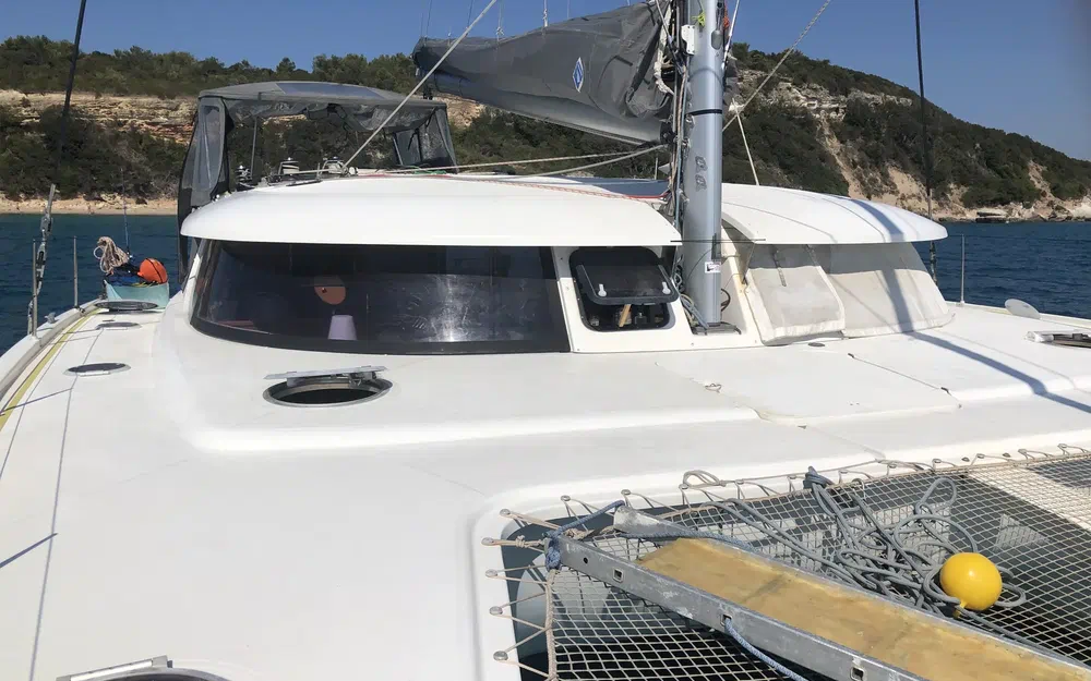 slider 18 Fountaine Pajot Salina 48