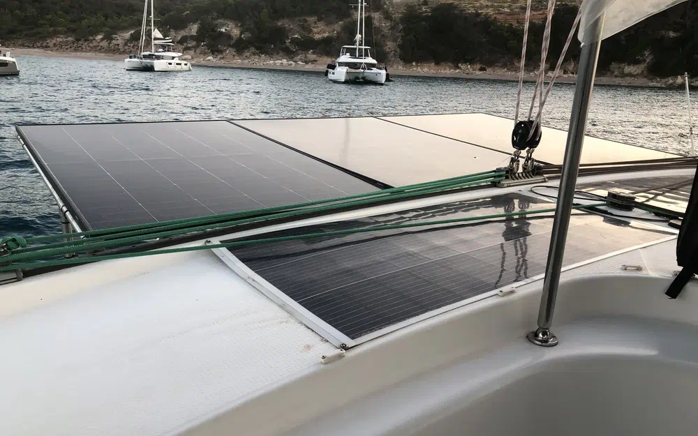 slider 32 Fountaine Pajot Salina 48