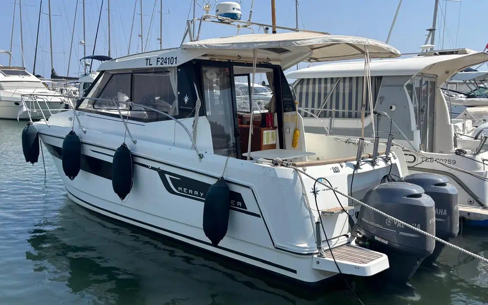 slider 19 Jeanneau Merry Fisher 855