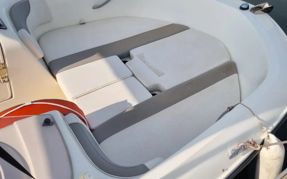 slider 15 Bayliner 180 Element XL