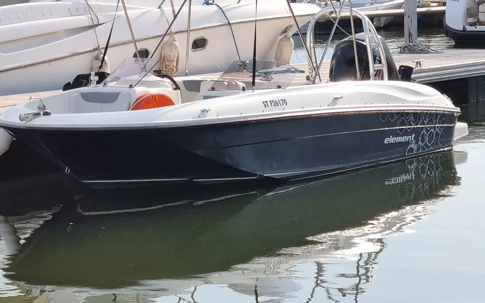 slider 5 Bayliner 180 Element XL