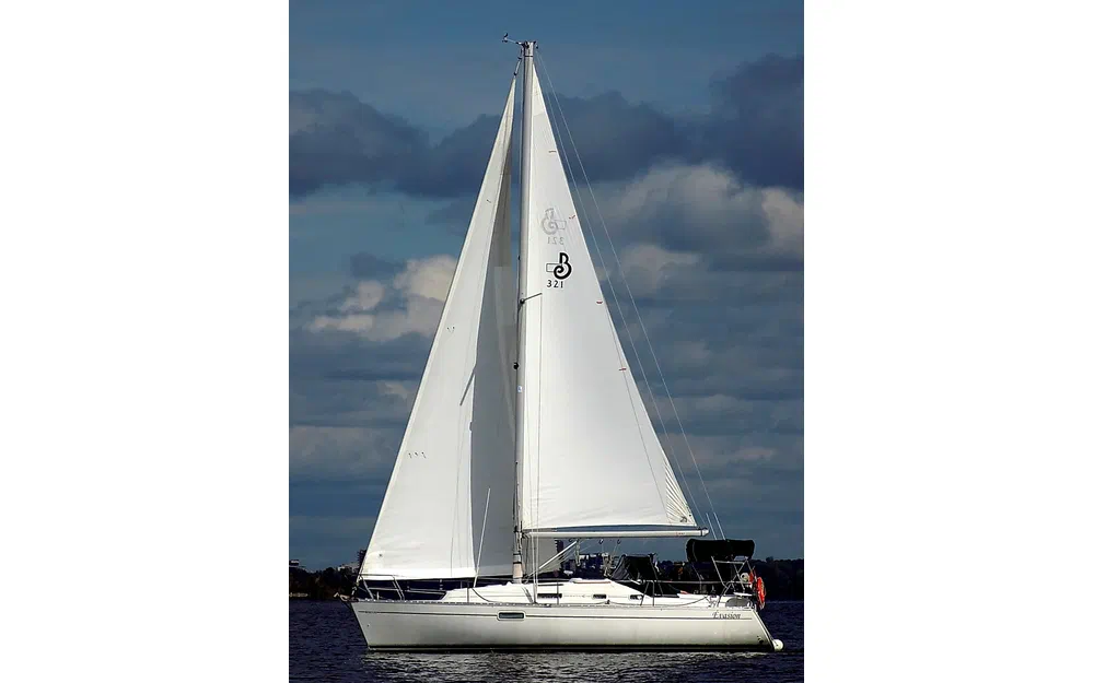 slider 17 Beneteau Oceanis 321