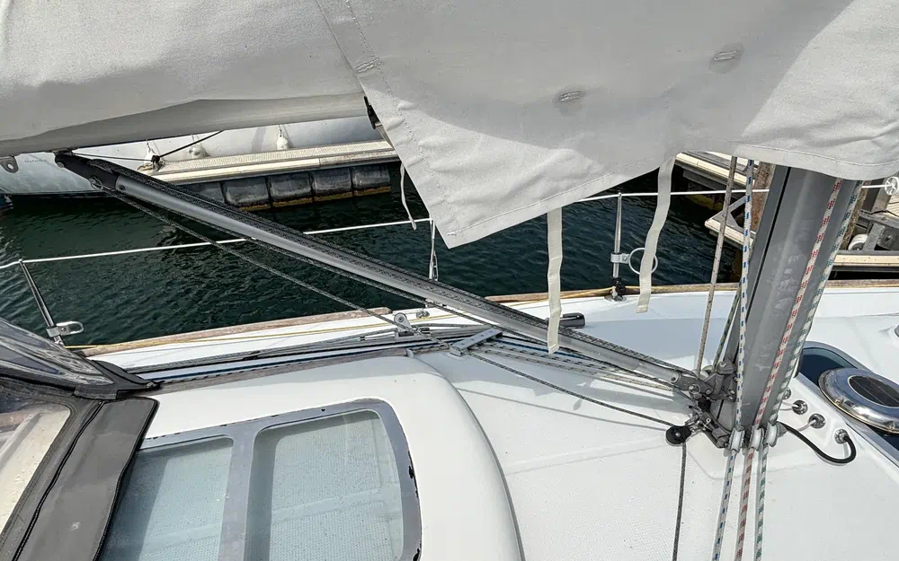 slider 19 Beneteau First 260 Spirit