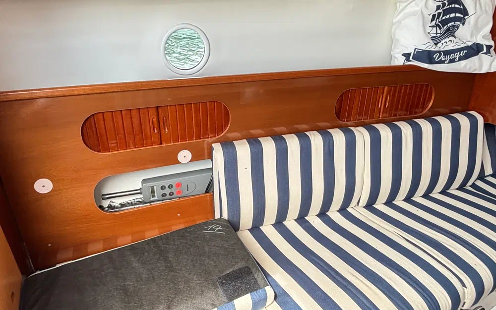 slider 37 Beneteau First 260 Spirit