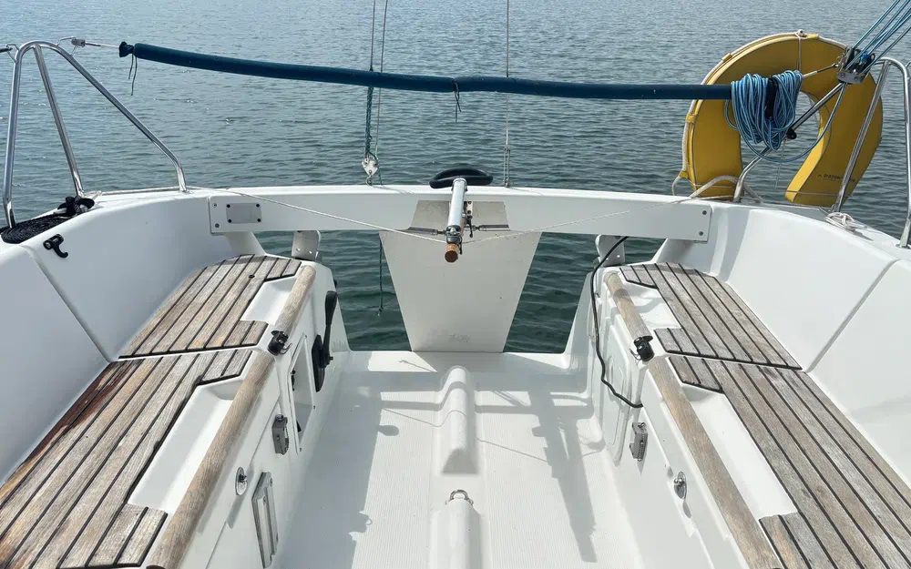 slider 5 Beneteau First 260 Spirit
