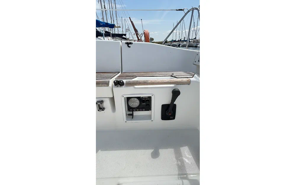 slider 12 Beneteau First 260 Spirit