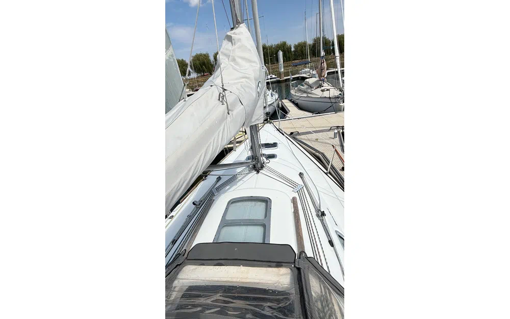 slider 13 Beneteau First 260 Spirit