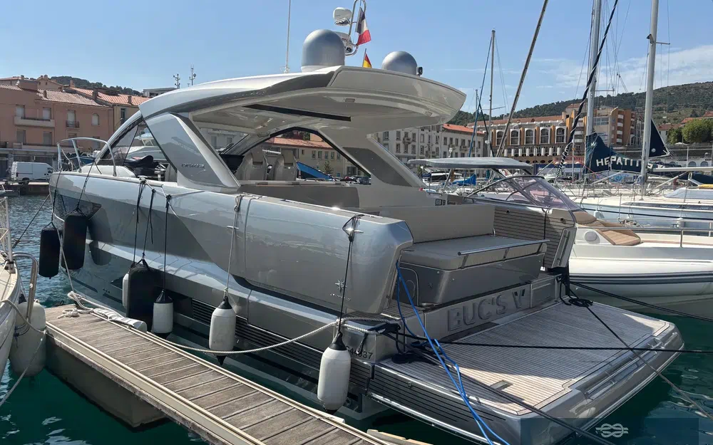 slider 0 Jeanneau DB 43