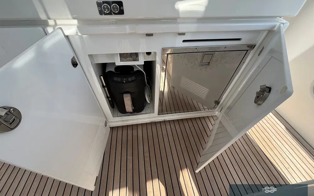 slider 35 Jeanneau DB 43