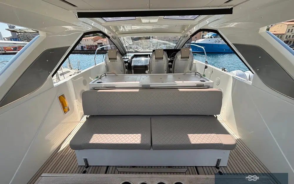 slider 38 Jeanneau DB 43