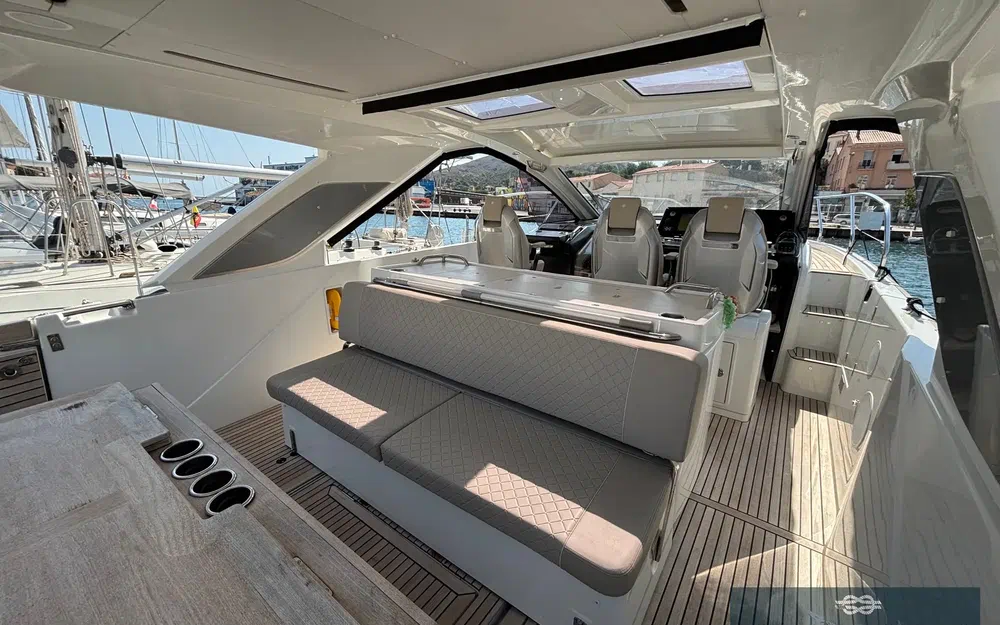 slider 39 Jeanneau DB 43