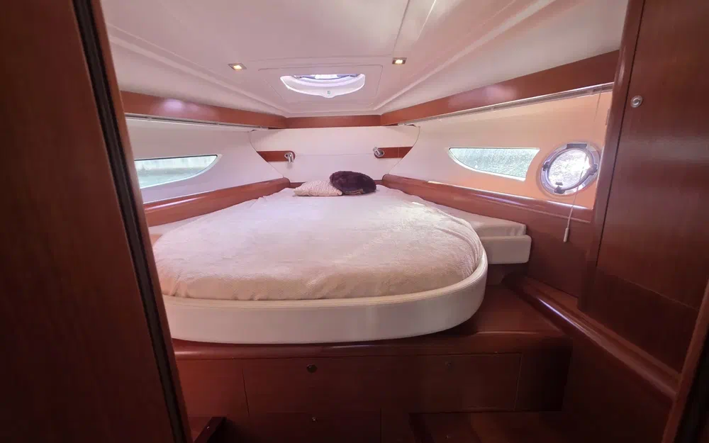slider 27 Beneteau Gran Turismo 38