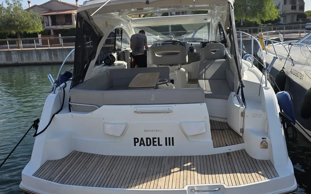 slider 3 Beneteau Gran Turismo 38