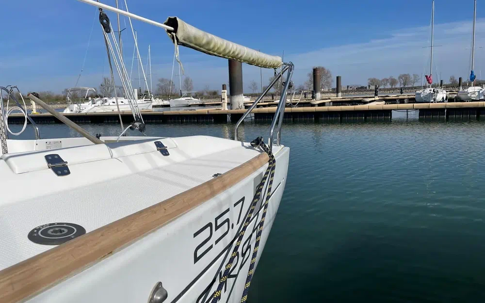 slider 1 Beneteau First 25.7 S