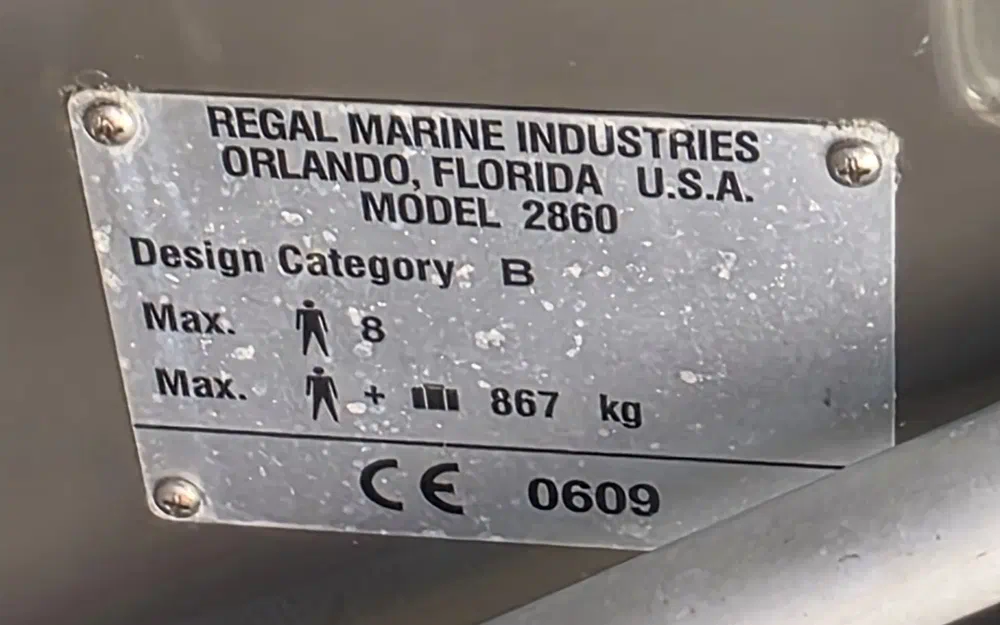 slider 21 Regal 2860