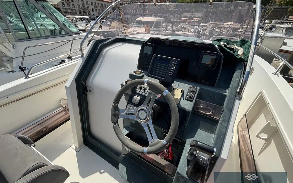 slider 16 Pacific Craft 750 Open