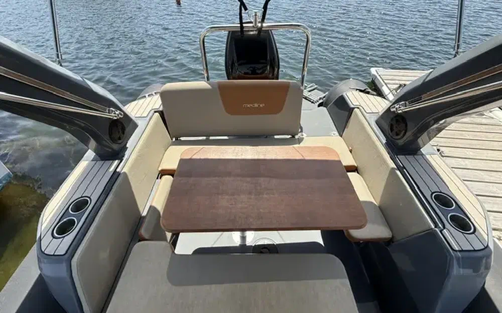 slider 9 Zodiac Medline 7.5