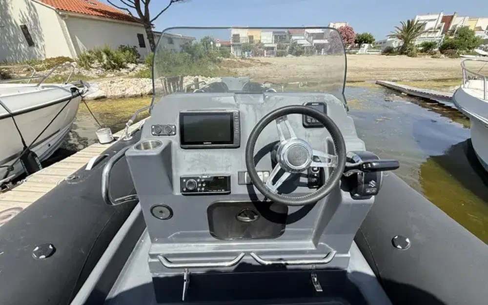 slider 6 Zodiac Medline 7.5