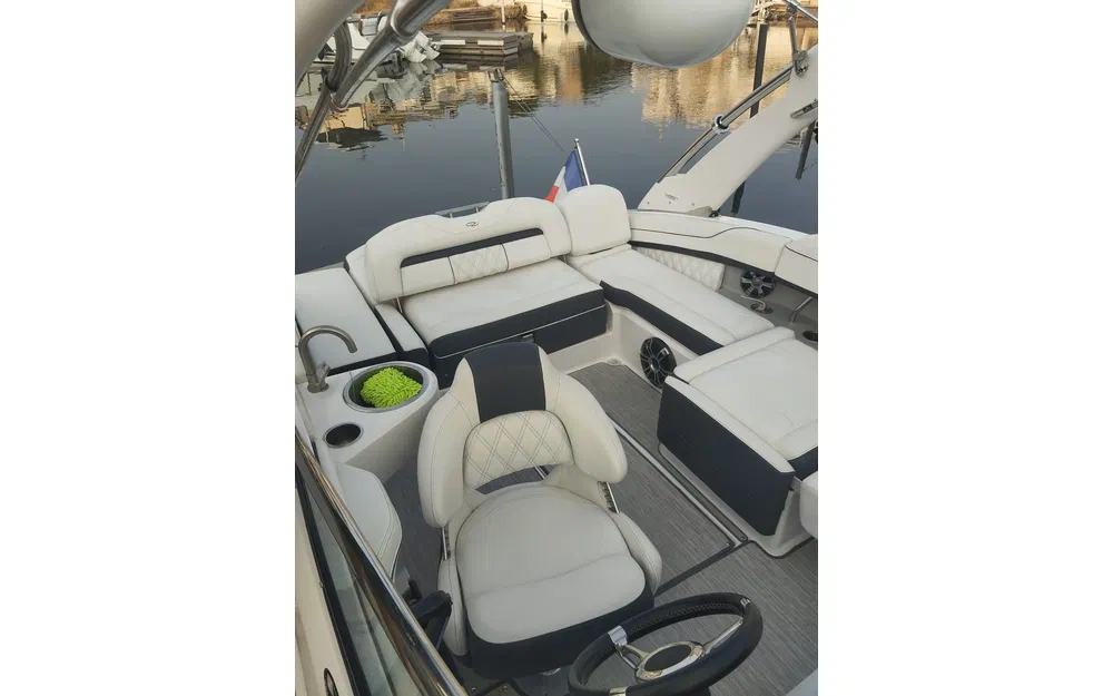 slider 8 Regal LS4C