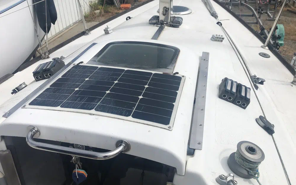 slider 3 Beneteau First 211