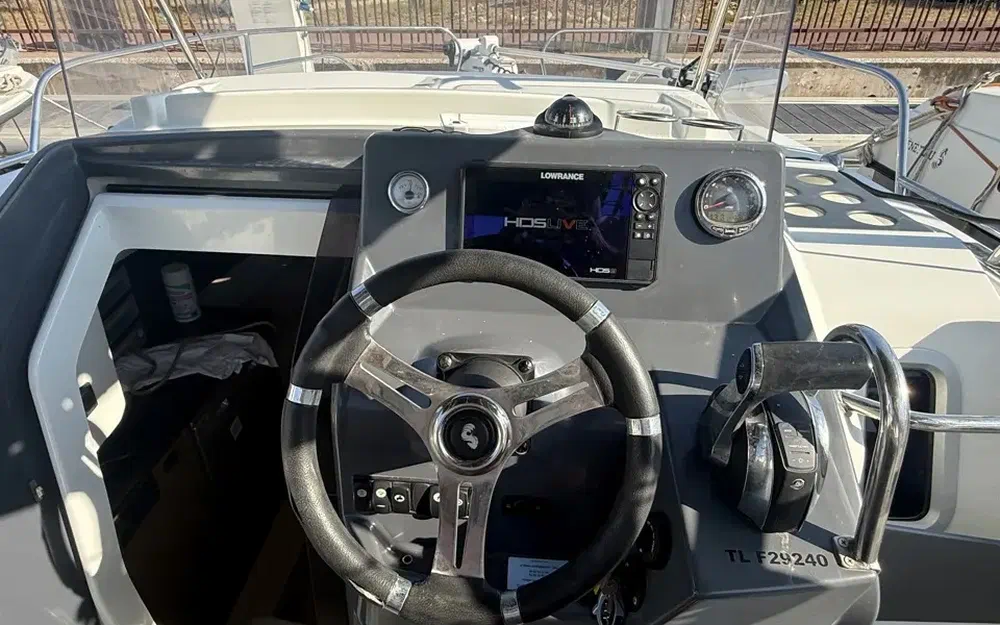 slider 9 Beneteau Flyer 7.7 SUNdeck