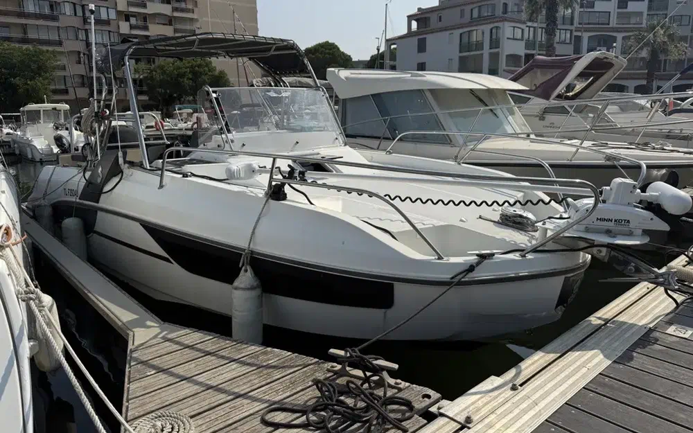 slider 1 Beneteau Flyer 7.7 SUNdeck
