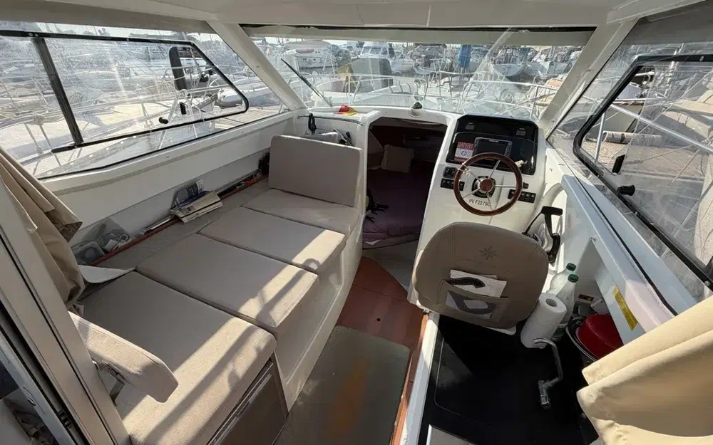 slider 17 Jeanneau Merry Fisher 755